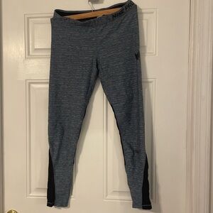 Nike Women’s Heathered Blue and Navy Leggings XL